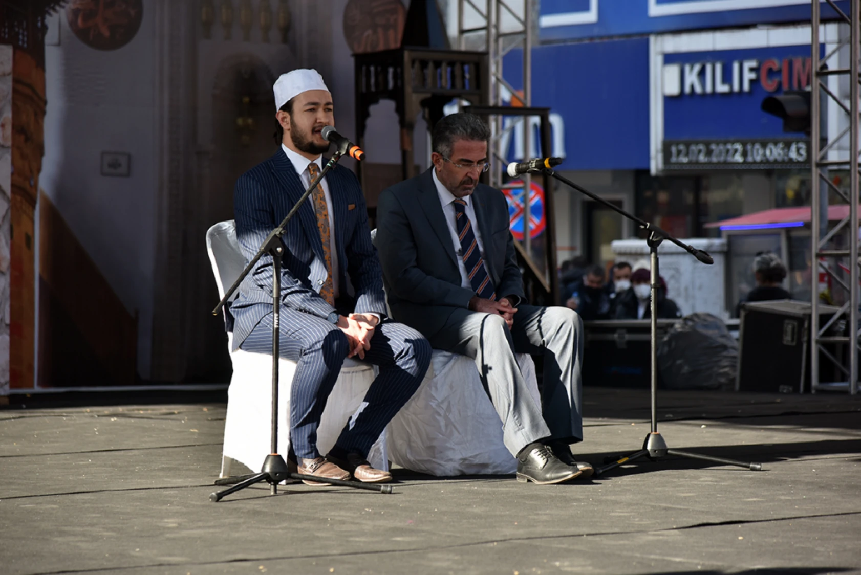 12 Şubat geçit töreni