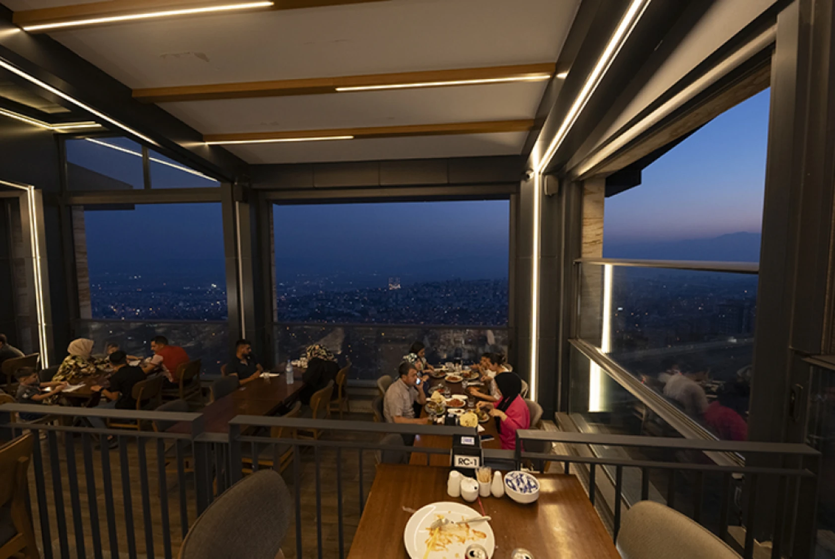 Şehrin yeni turizm tesisi: Şairler Tepesi