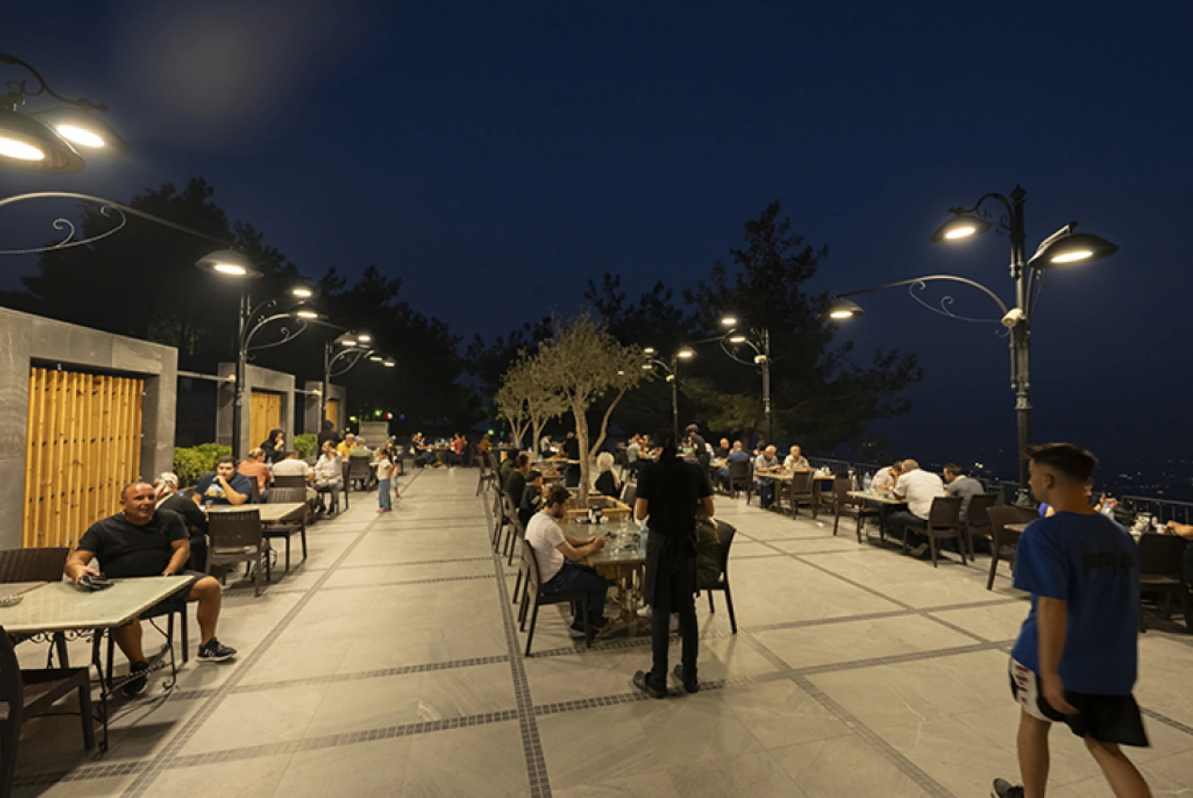 Şehrin yeni turizm tesisi: Şairler Tepesi