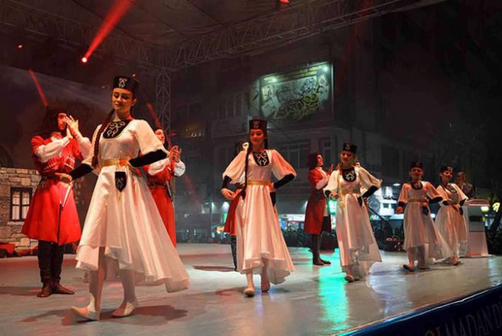 Kahramanmaraş'ta temsili gösterilere yoğun ilgi!