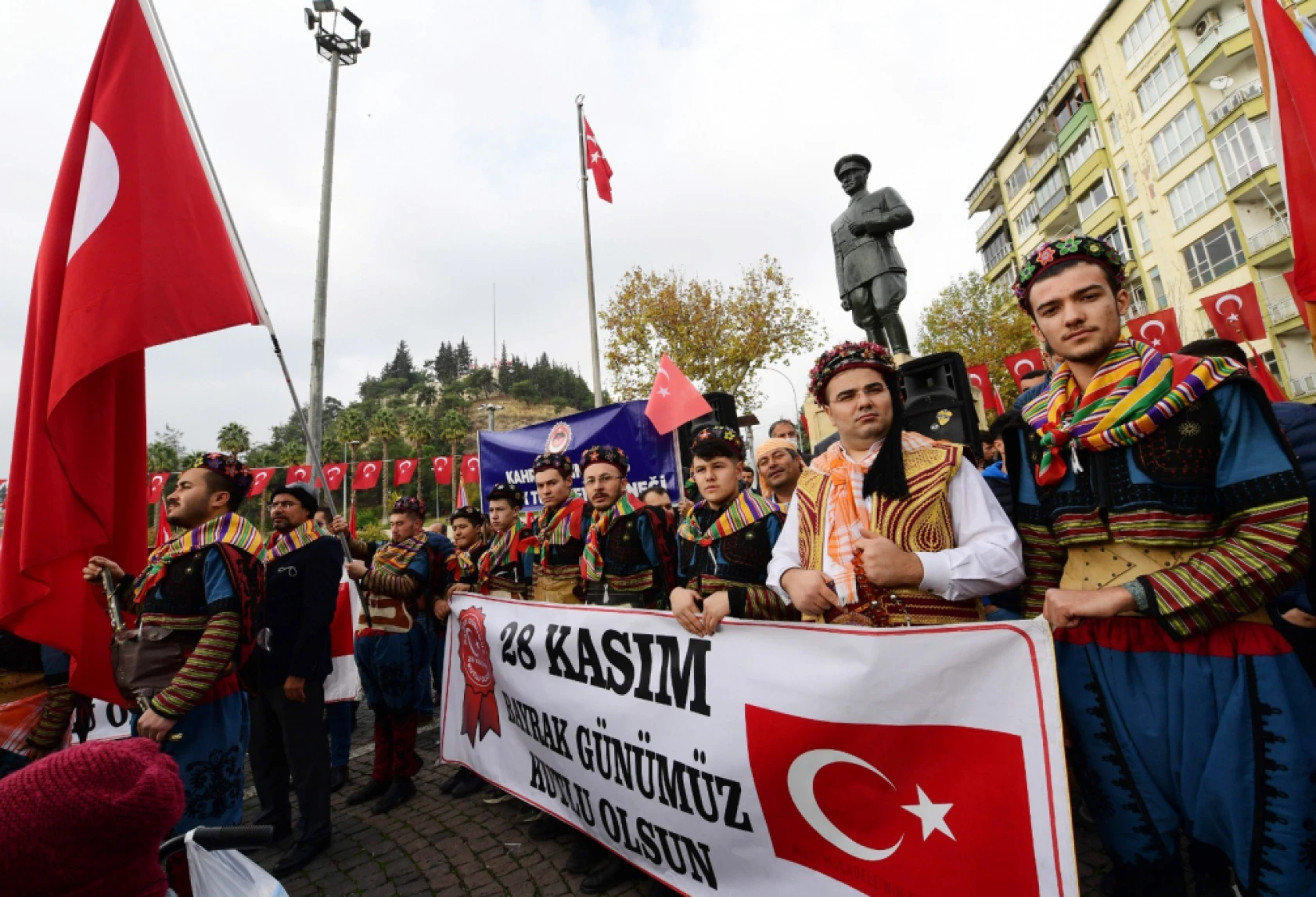 Bayrak Olayının 102'nci yılı