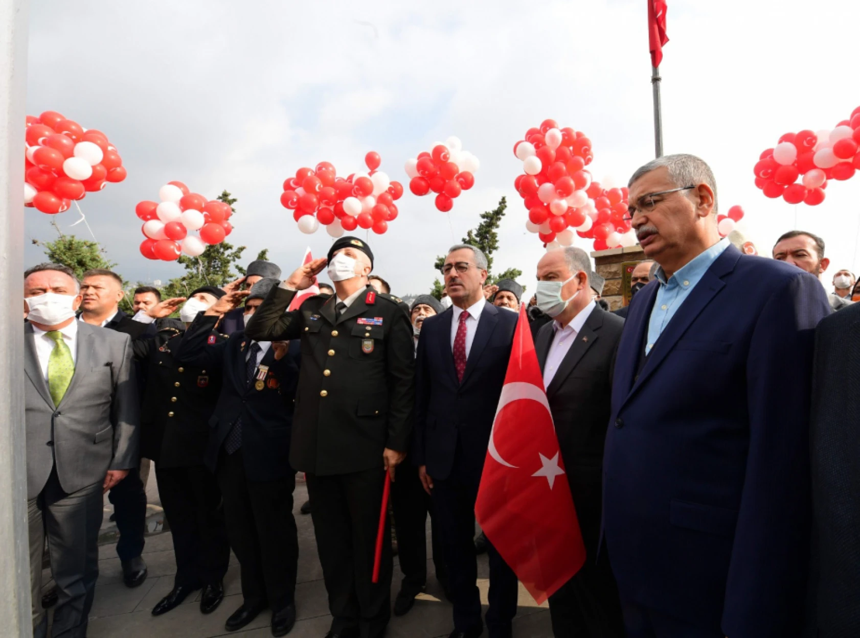 Bayrak Olayının 102'nci yılı