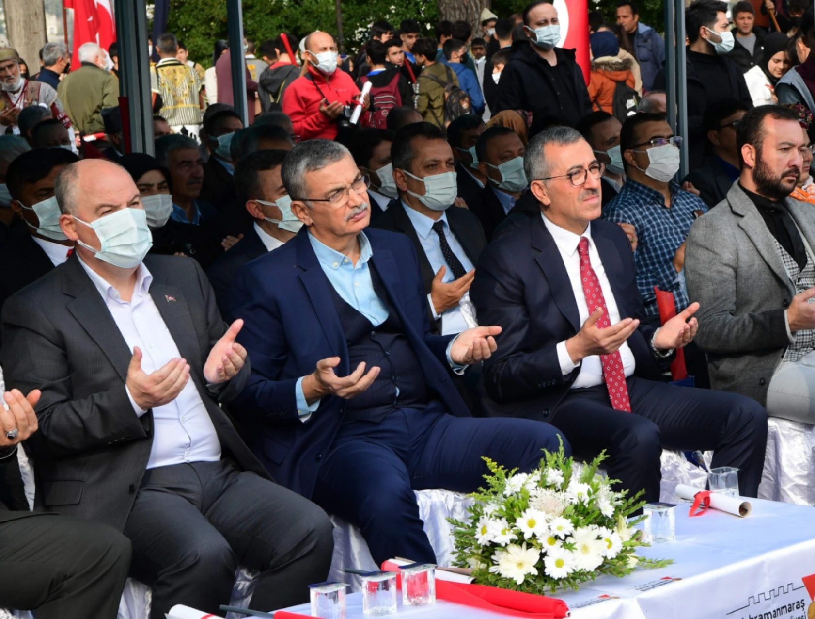 Bayrak Olayının 102'nci yılı