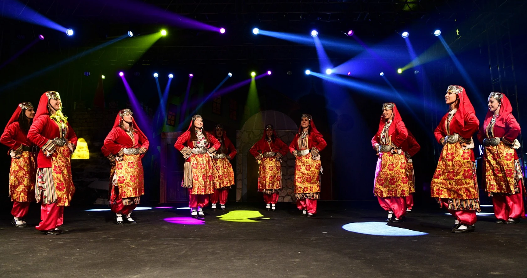 Kıraç konseri ve Tiyatro gösterisi