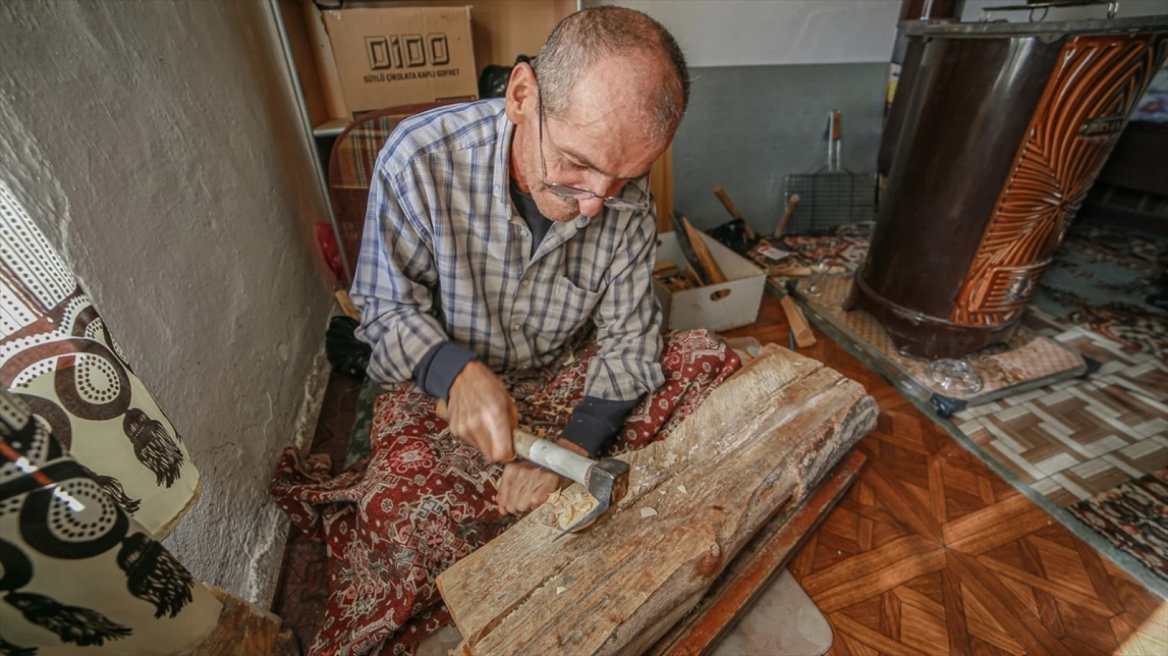 Tahta kaşık zanaatı