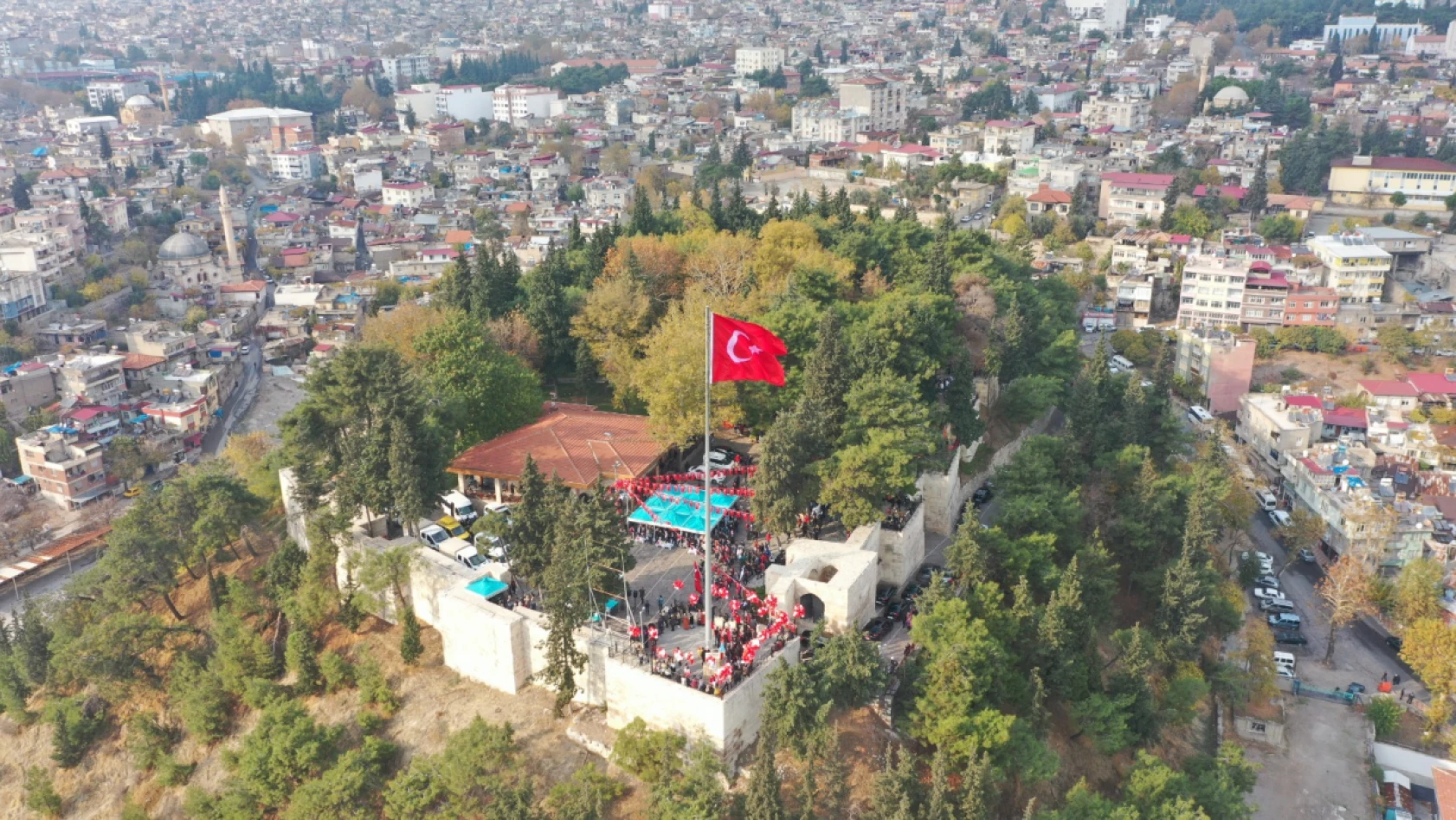 Bayrak Olayının 102'nci yılı