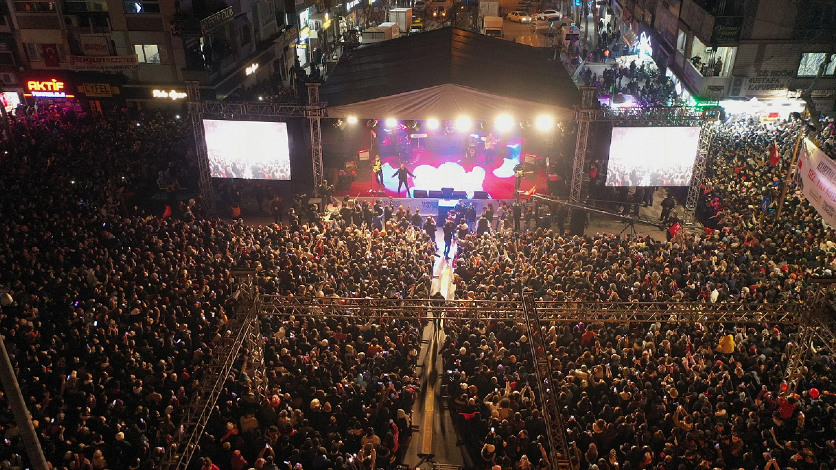 Kıraç konseri ve Tiyatro gösterisi