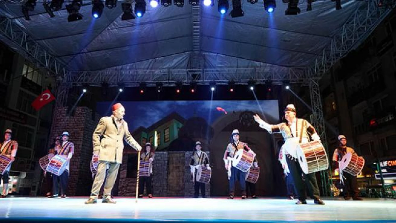 Kahramanmaraş'ta temsili gösterilere yoğun ilgi!