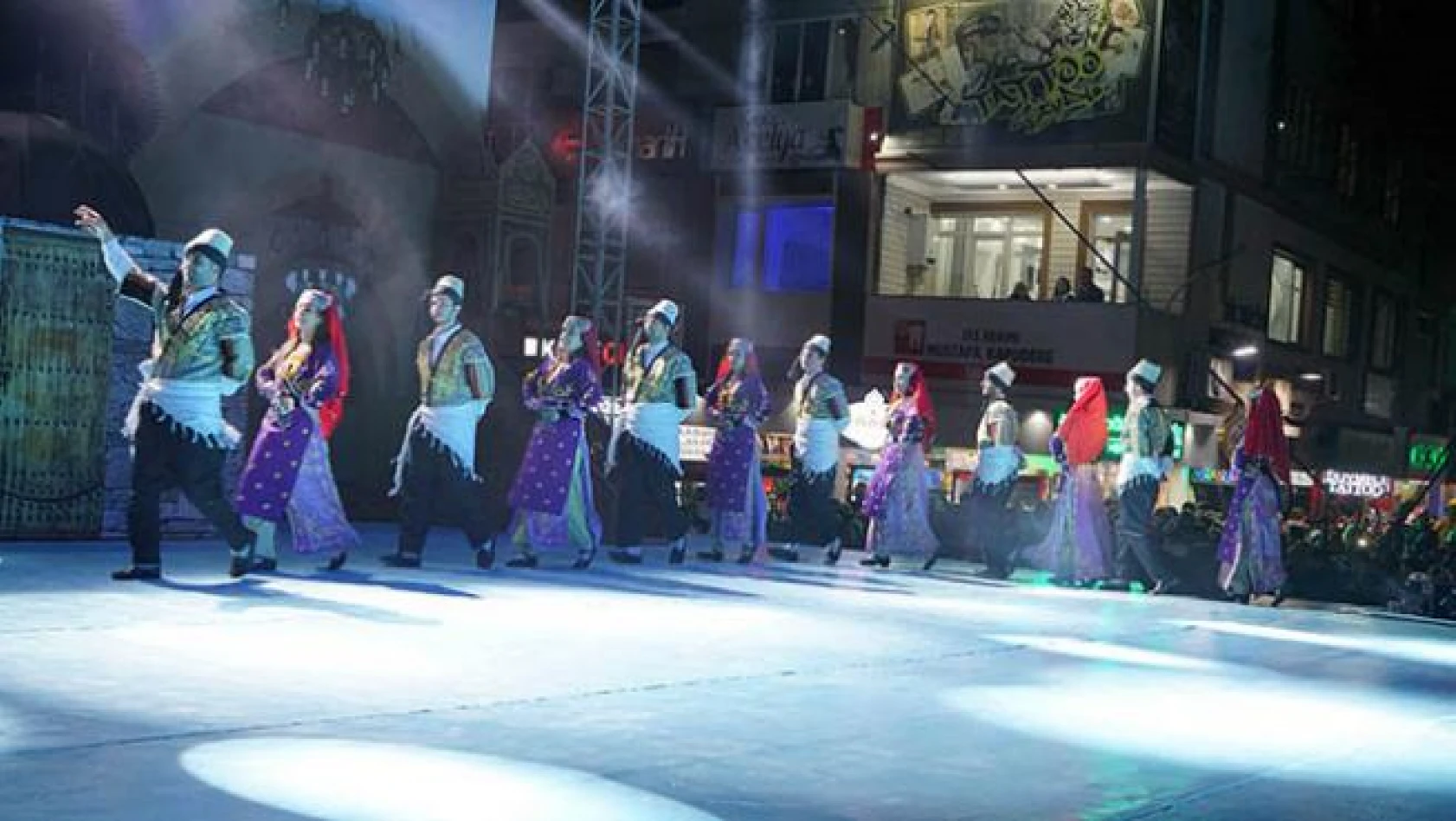 Kahramanmaraş'ta temsili gösterilere yoğun ilgi!