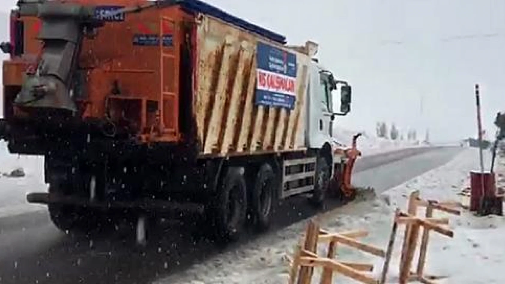 Kahramanmaraş'ta karla mücadele!