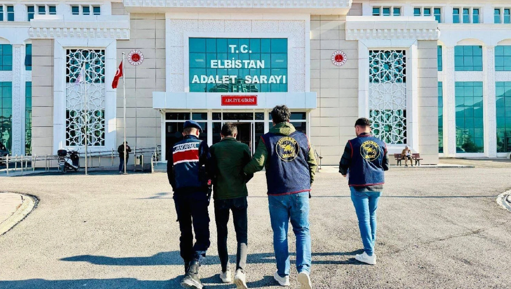 Kahramanmaraş'ta çocukları fuhuşa zorlayan ve hırsızlık suçlusu yakalandı