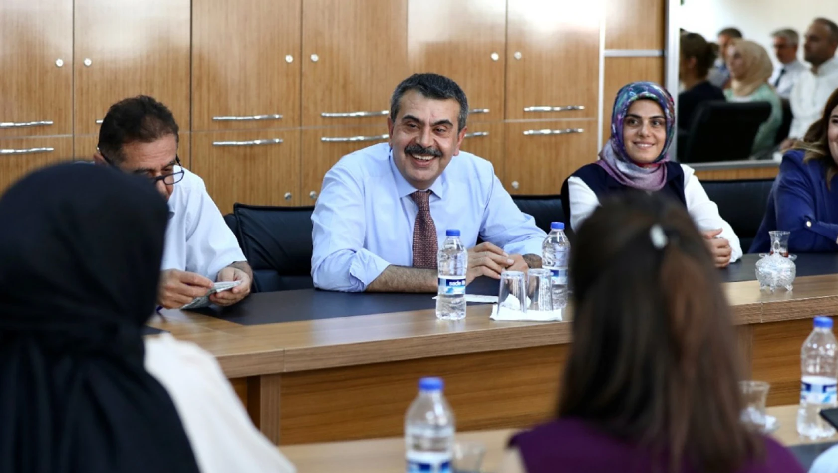 Öğretmenlik kariyer basamakları yazılı sınav ücret alınmayacak