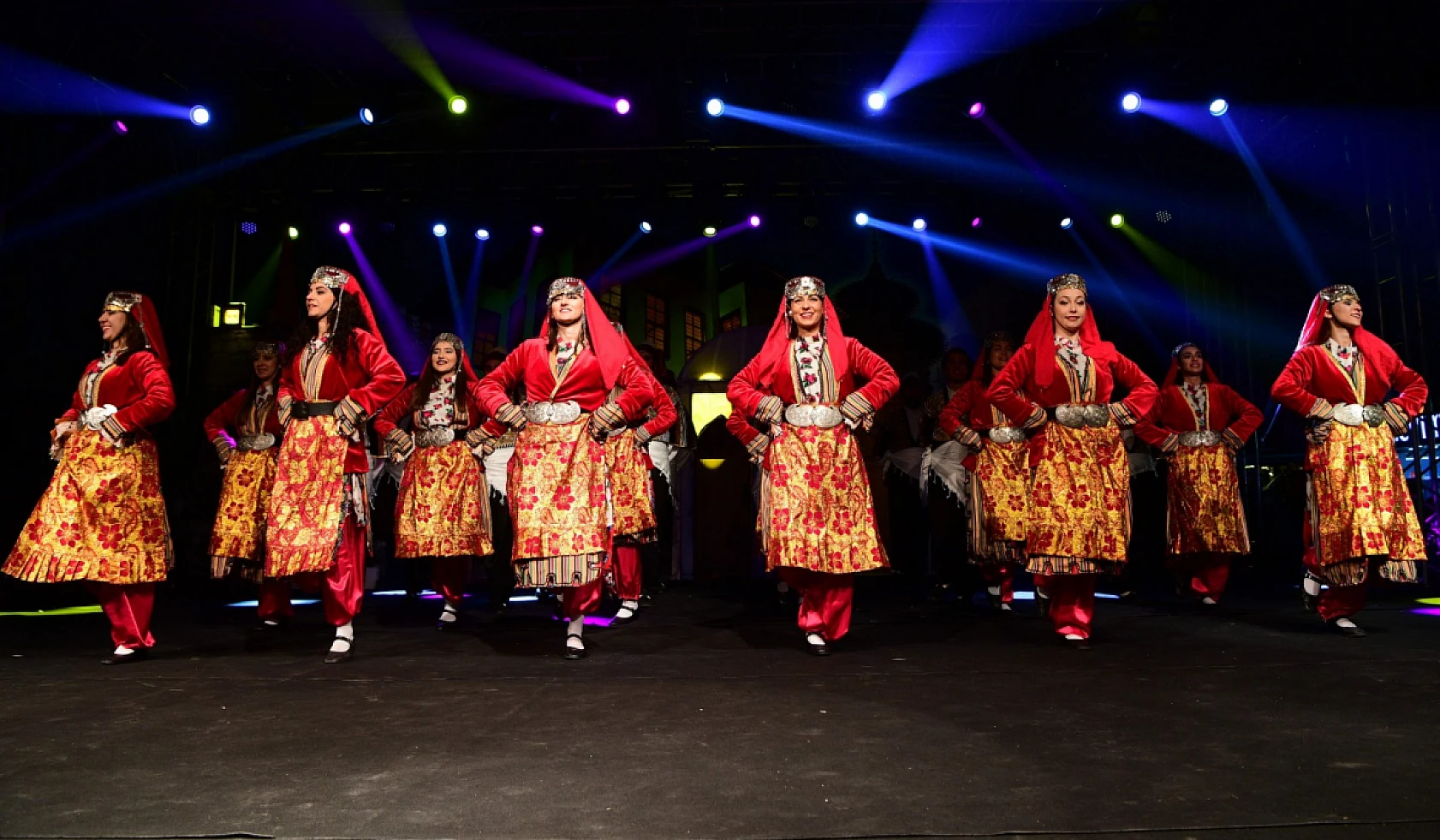 Kıraç konseri ve Tiyatro gösterisi