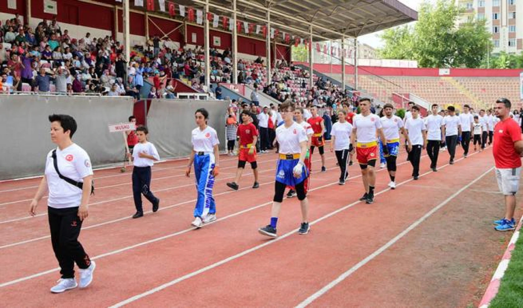 Yaz spor okulu Kahramanmaraş'ta başladı!