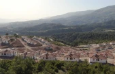 Deprem bölgesinin iki katlı köy evleri tamamlandı