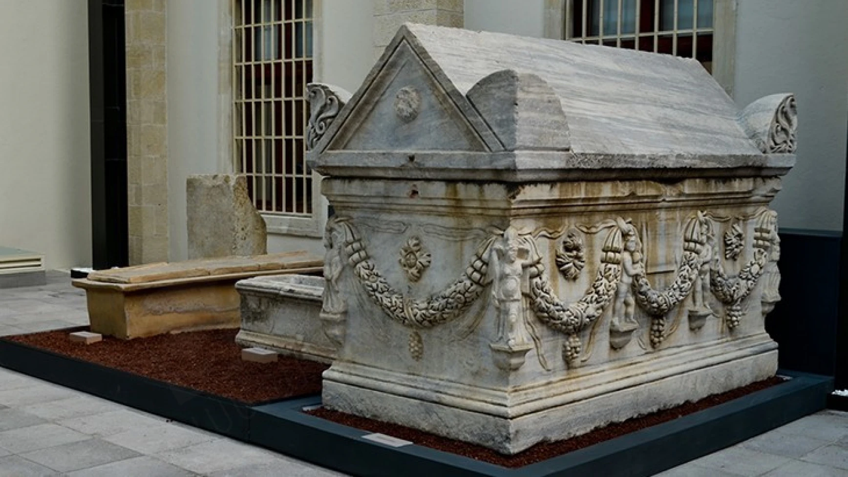 Müzeye dönüştürülen eski adliye binası tarihe ışık tutuyor