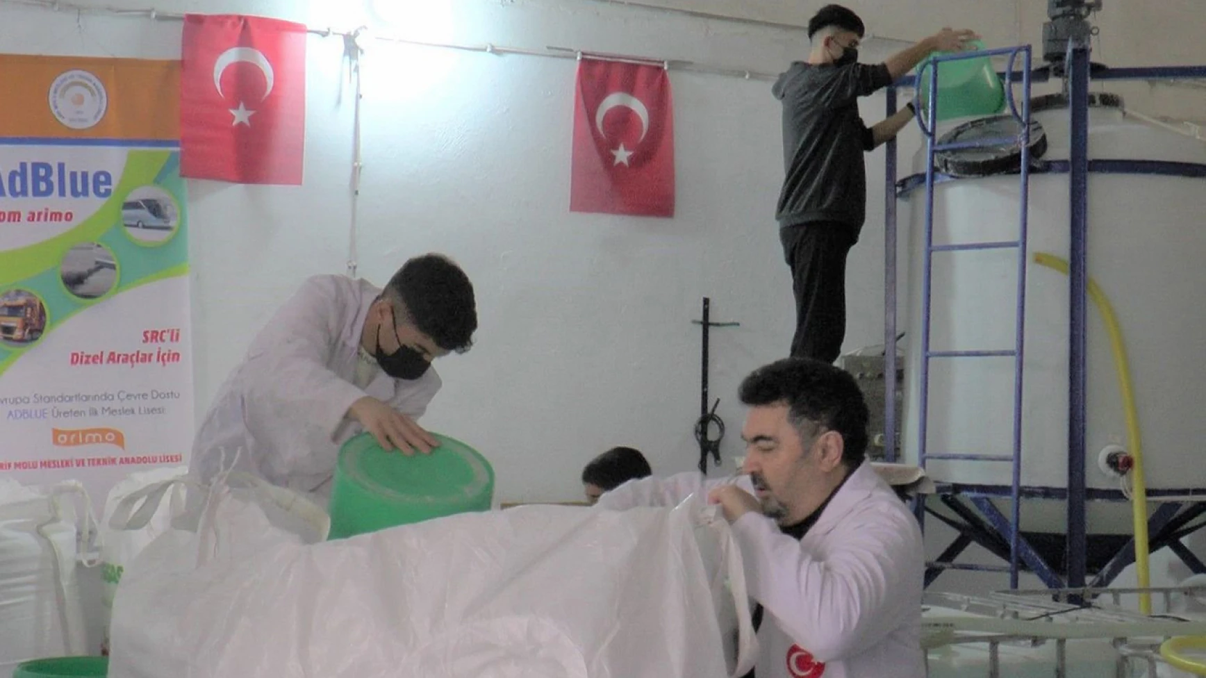 Öğretmen ve öğrenciler Türkiye'de bir ilki başardı