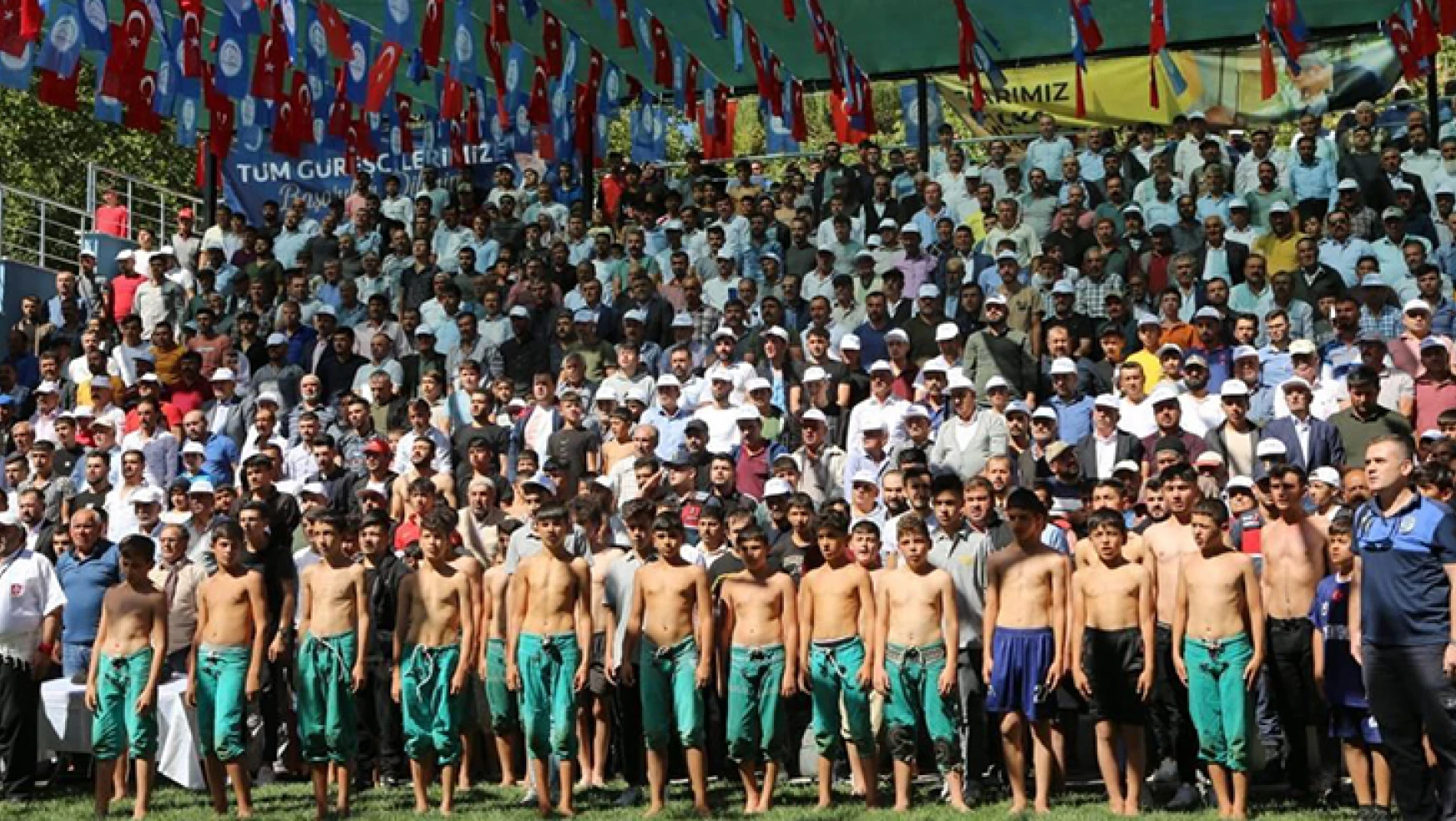 683 sporcu, 21. Geleneksel Bertiz Boyalı Güreş Festivalinde ter döktü