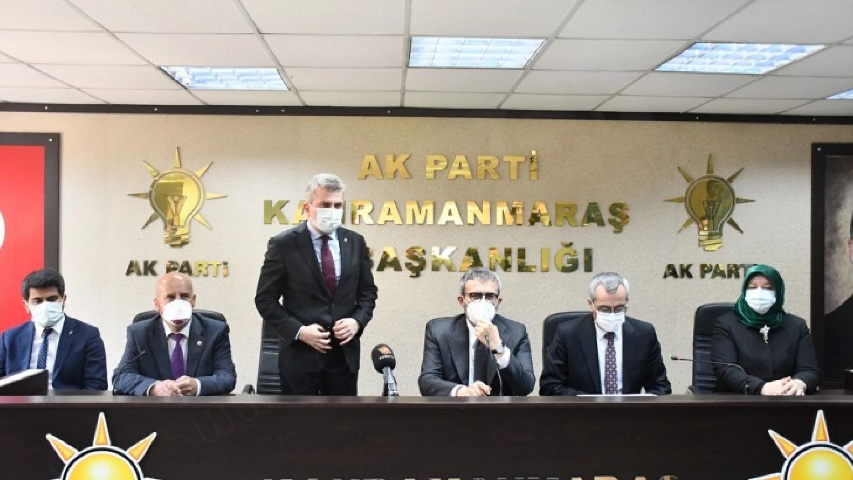 AK Partili Mahir Ünal'dan CHP'li Altay'a tepki
