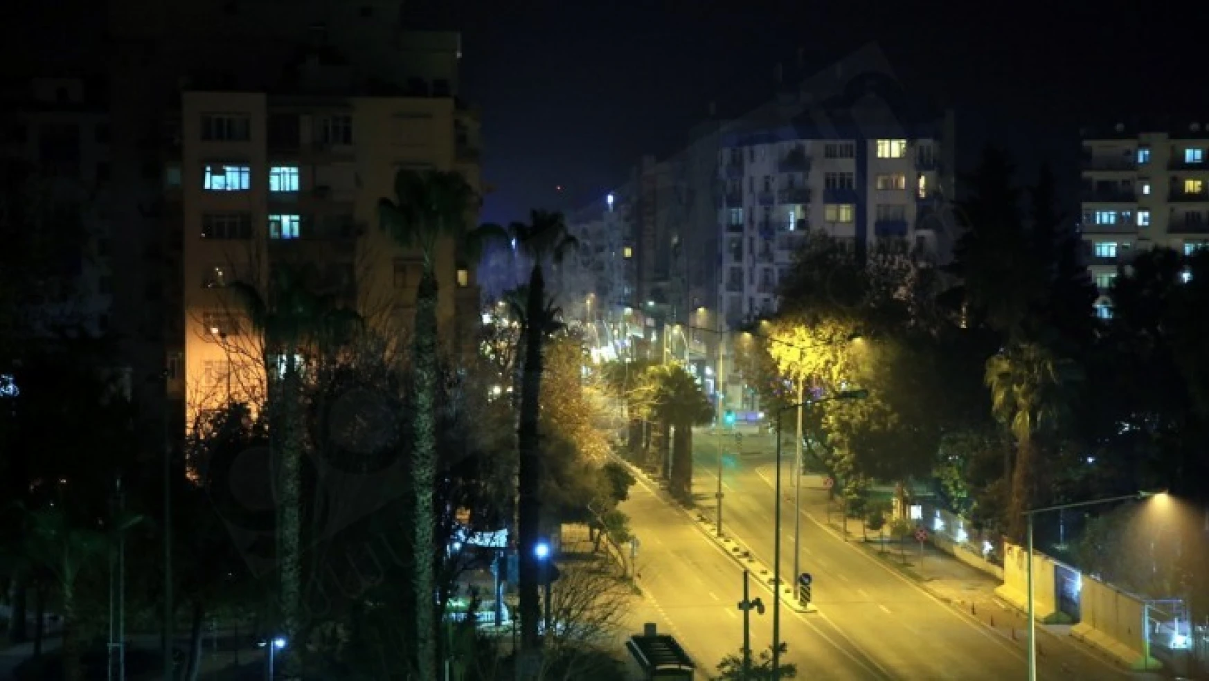 Antalya, Muğla, Isparta ve Burdur'da sokağa çıkma kısıtlaması sessizliği