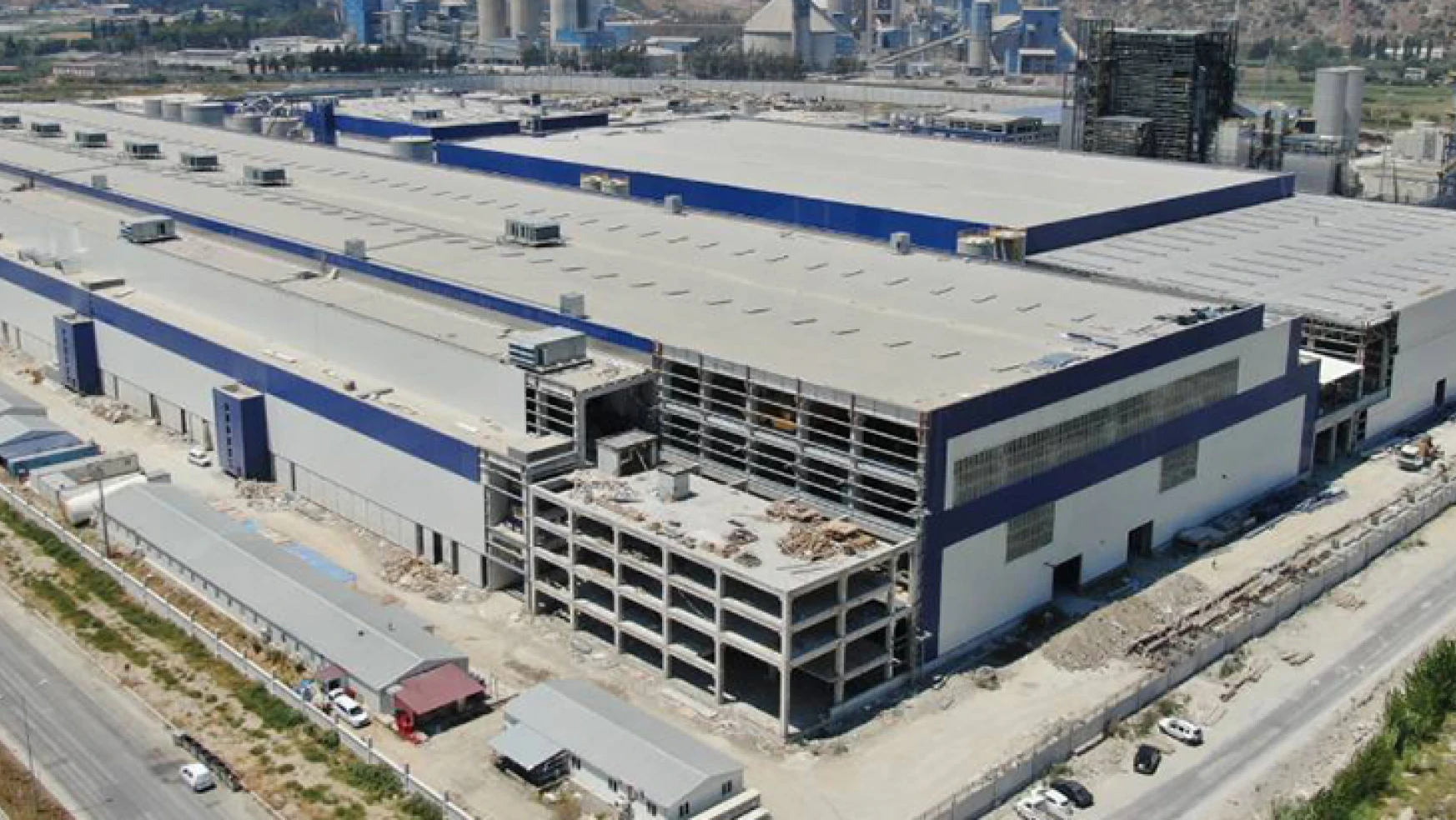 Avrupa'nın en büyük kağıt fabrikası yarın açılıyor