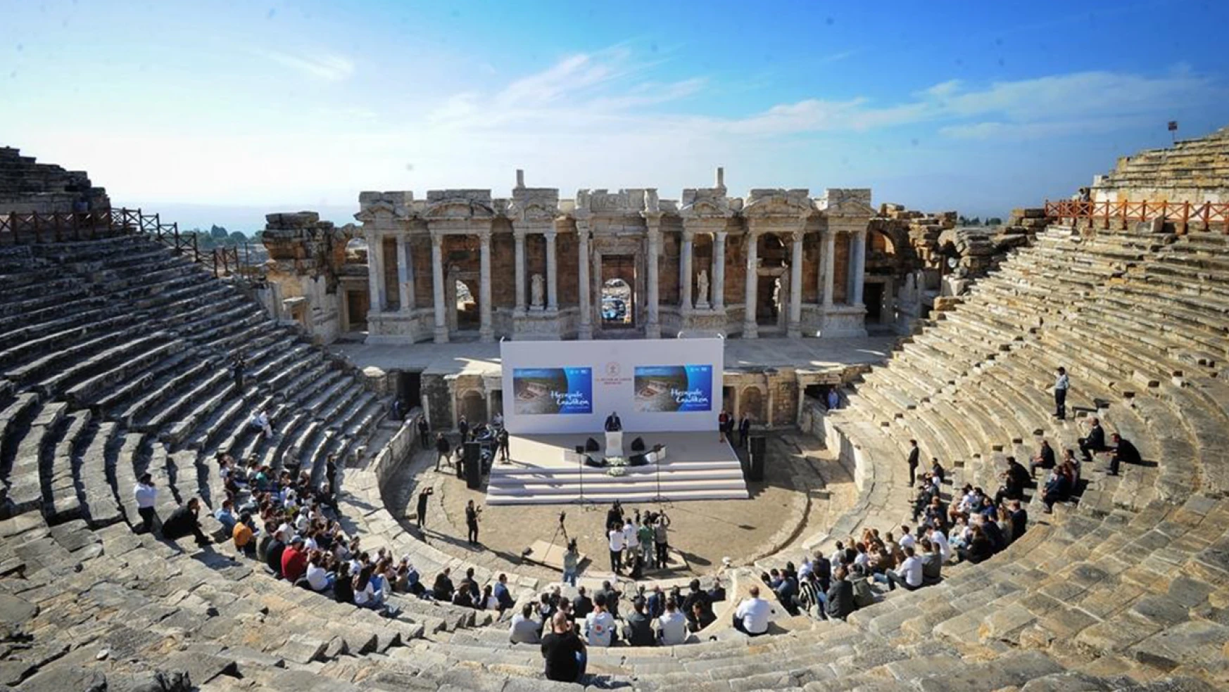 Bakan Ersoy, 'Geleceğe Miras Hierapolis' projesini tanıttı
