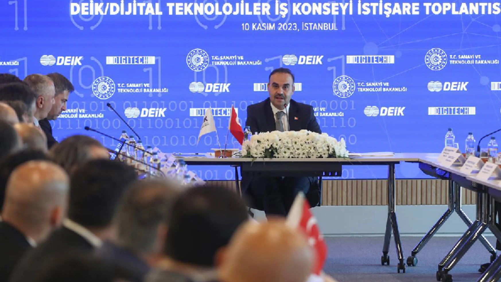 Bakan Kacır, 'Amacımız, Türkiye'den daha fazla Turcorn çıkarmak'