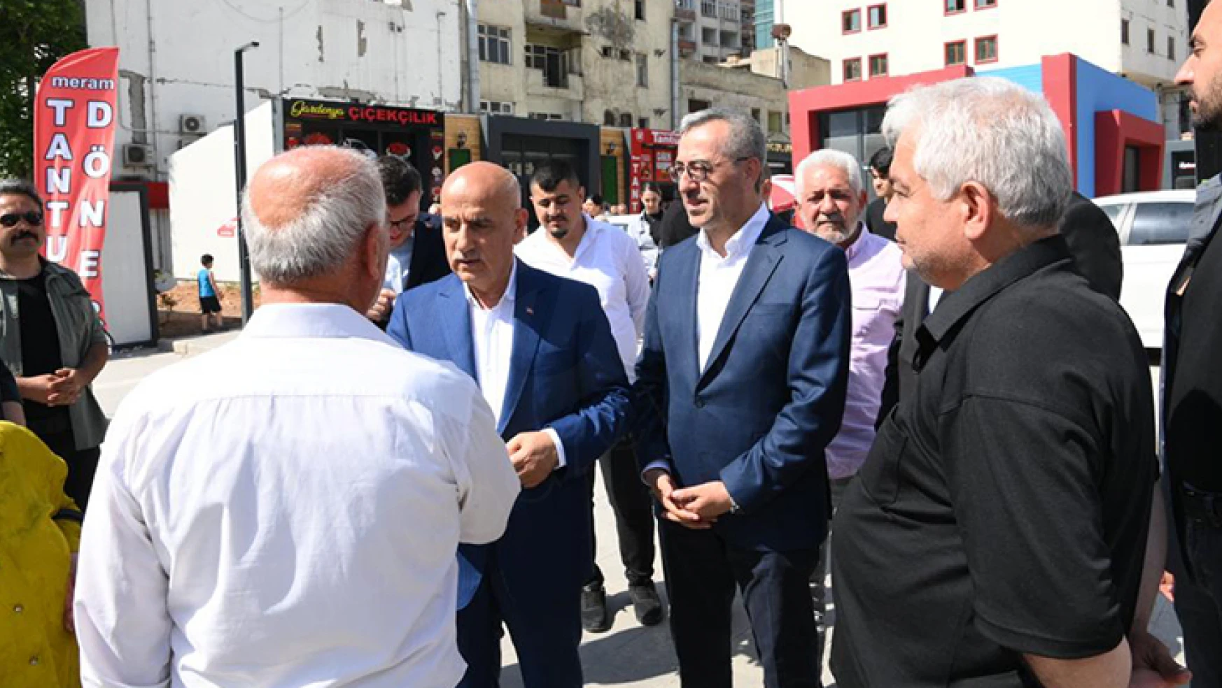 Bakan Kirişci ve Başkan Güngör'den esnaf ziyareti