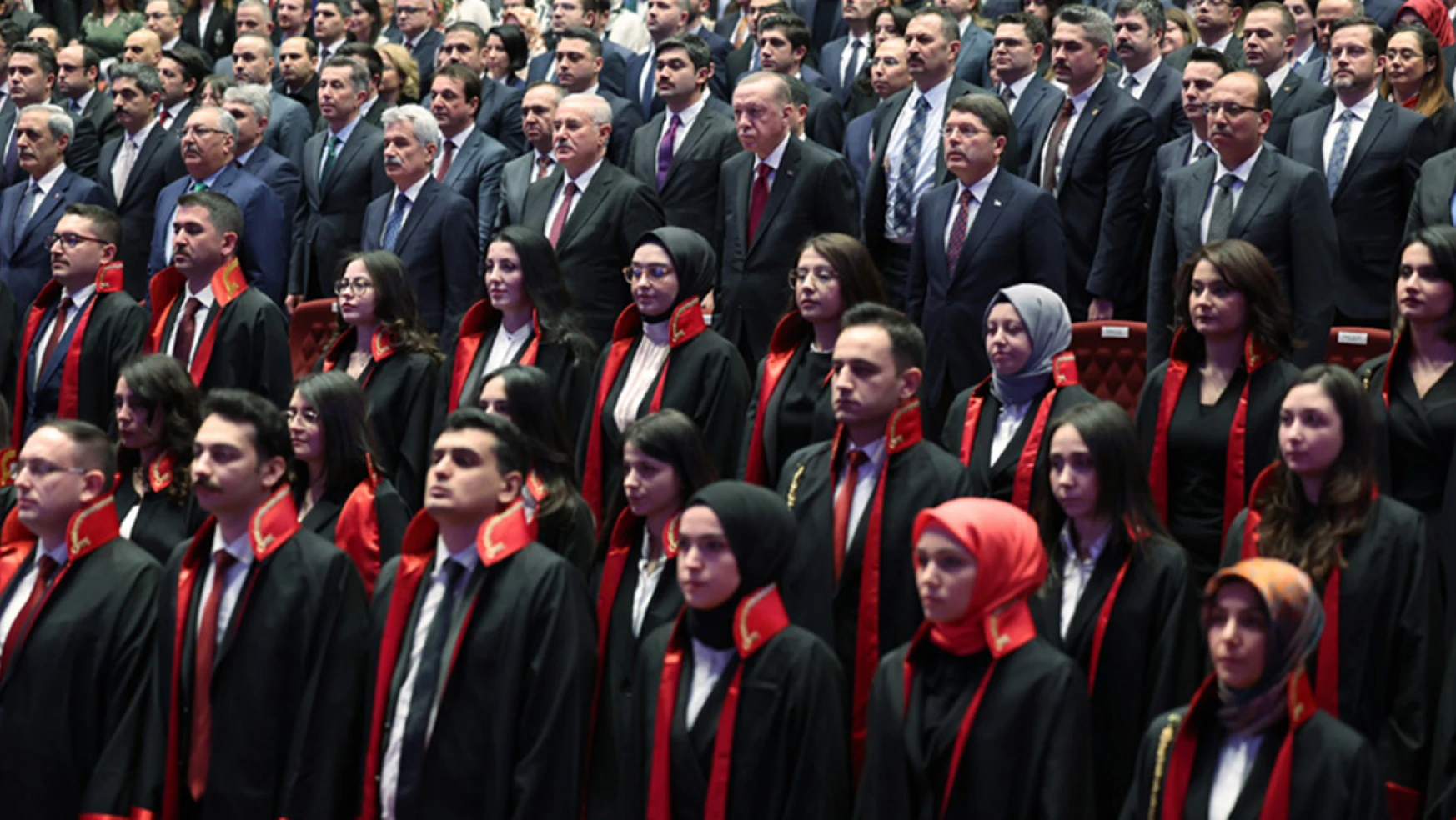 Başkan Erdoğan: 'Adalet sisteminde reformları kesintisiz devam ettiriyoruz'