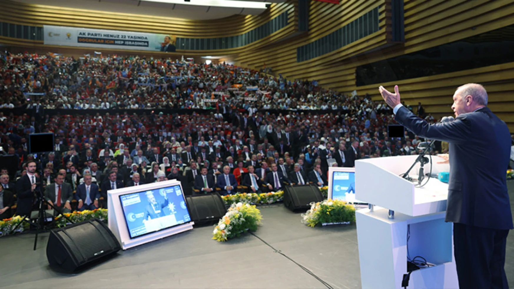Başkan Güngör, AK Parti 22. Kuruluş Yıl Dönümü Programı'na katıldı