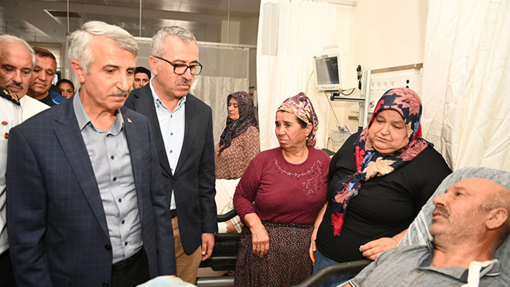 Başkan Güngör, Andırın'da meydana gelen kazada yaralanan vatandaşları ziyaret etti