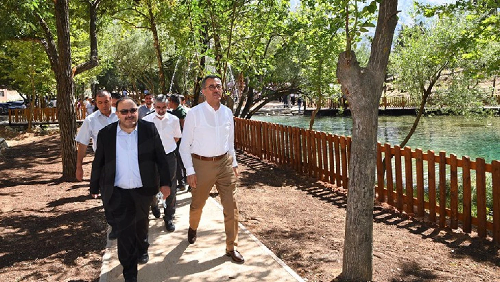 Başkan Güngör, Yeşilgöz'de yürütülen çalışmaları yerinde inceledi