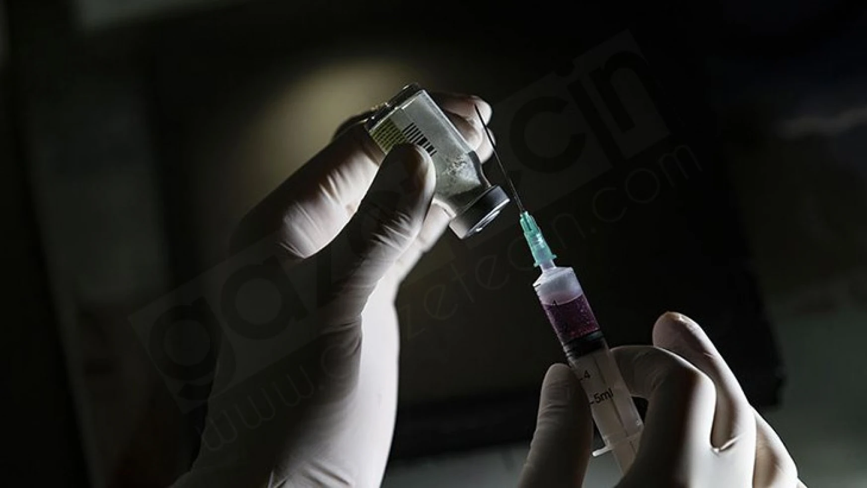 CoronaVac aşısının ikinci dozu yapılmaya başlandı