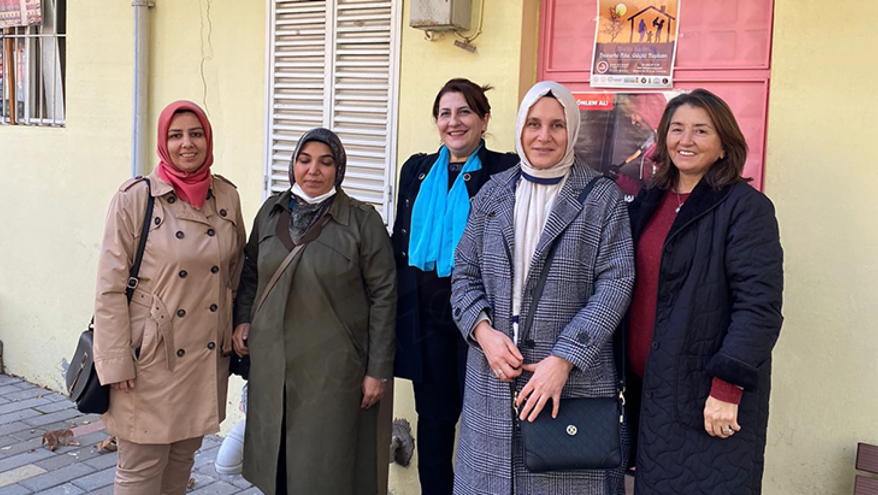 DEVA Partili kadınlar 5 Aralık kadınlar gününde seçilmiş kadın muhtarları ziyaret etti