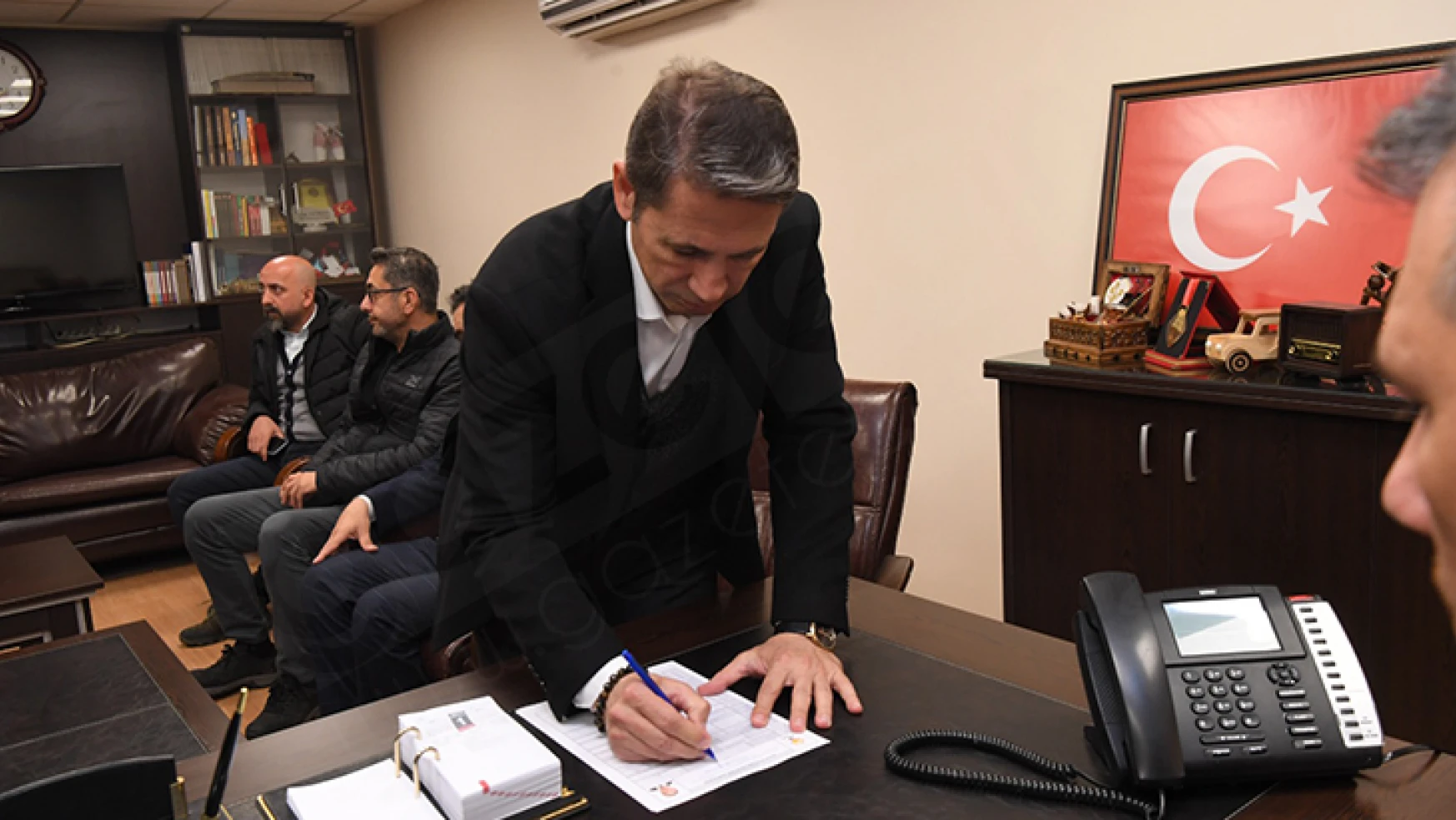 Dr. Ali Ünsal, AK Parti'den Milletvekilli aday adayı oldu