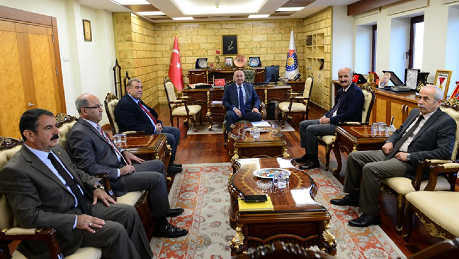 Dulkadiroğlu Belediye Başkanı Okay'dan Rektör Yasım'a ziyaret