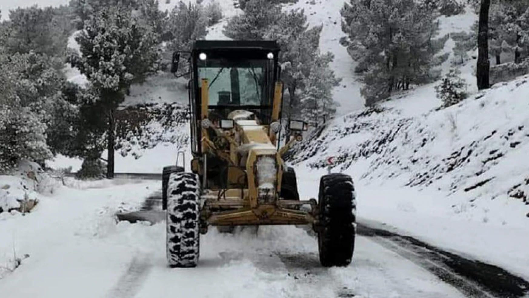 Dulkadiroğlu bölgesinde karla yoğun mücadele