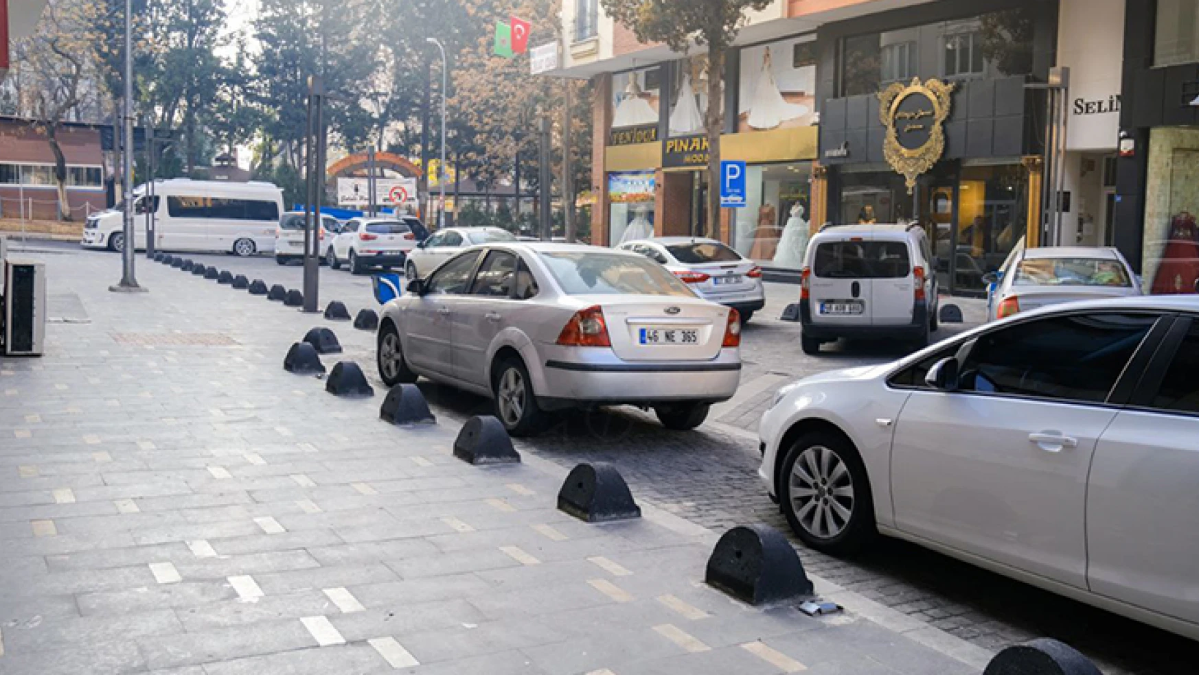 Dulkadiroğlu'nda sokak yenileme çalışmaları aralıksız sürüyor