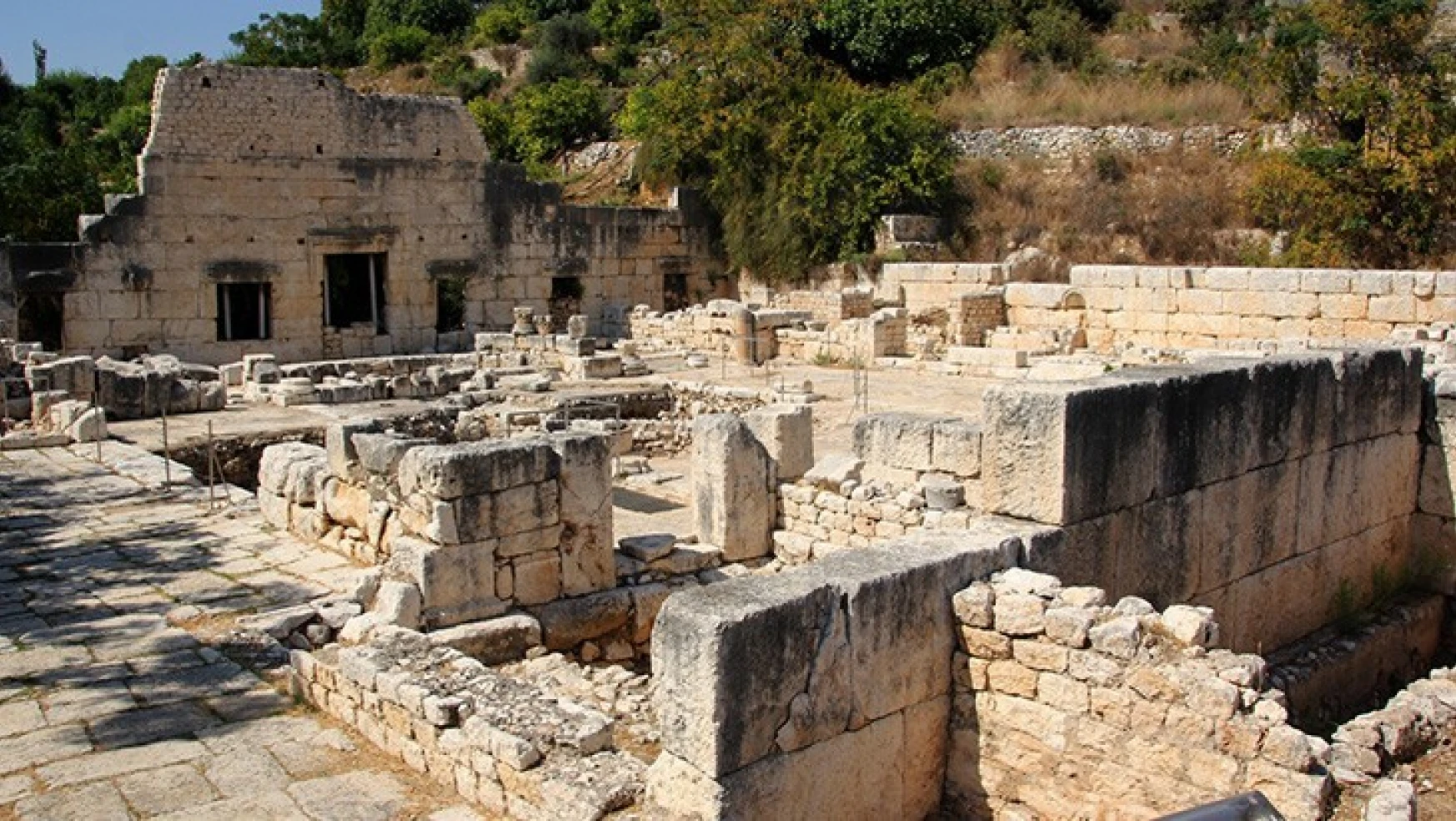 Erdemli ilçesinde, Roma ve Bizans dönemlerinin izlerini taşıyan Elaussia Sebaste Antik Kenti'nde sezon kazıları sona erdi