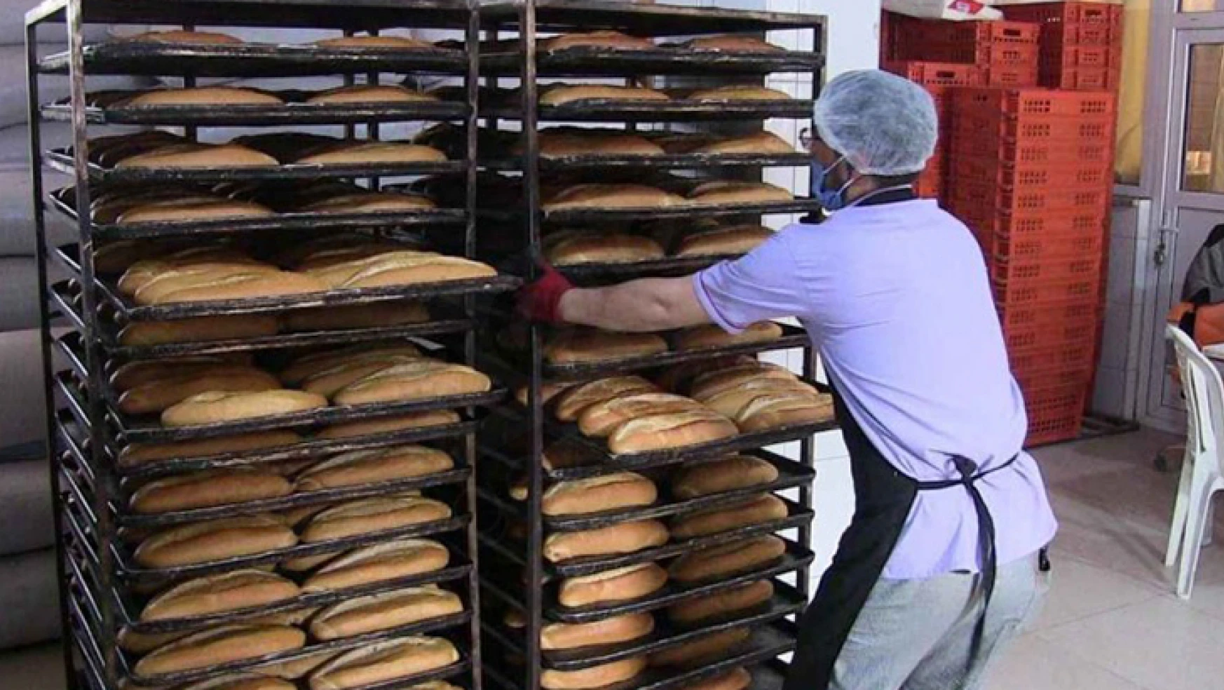 Halk Ekmek Fabrikası'nda üretim kontrollü başladı