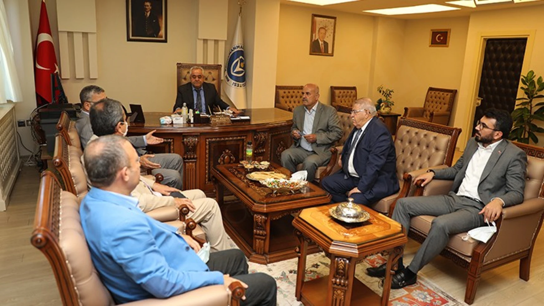 İçişleri Komisyonu Başkanı Güvenç ve Milletvekili Kılıç'tan İstiklal Üniversitesine ziyaret