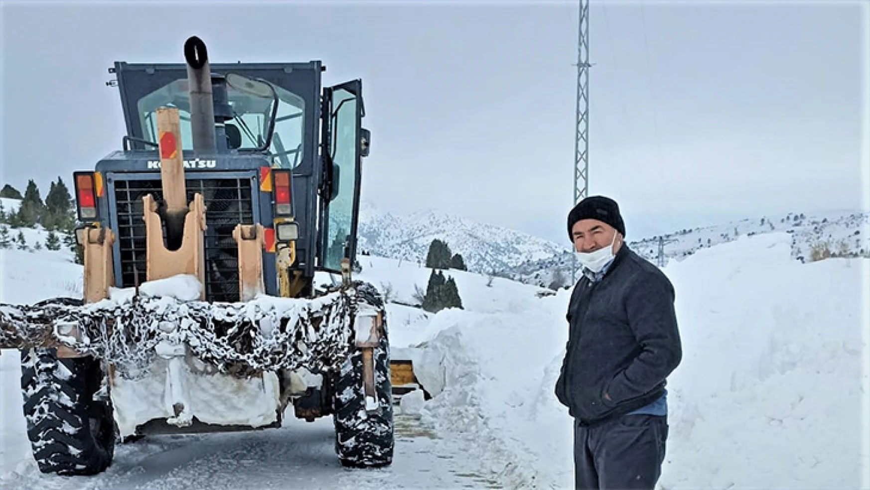 Kahramanmaraş'ın 11 ilçesi kırsal mahallelerde karla mücadele sürüyor