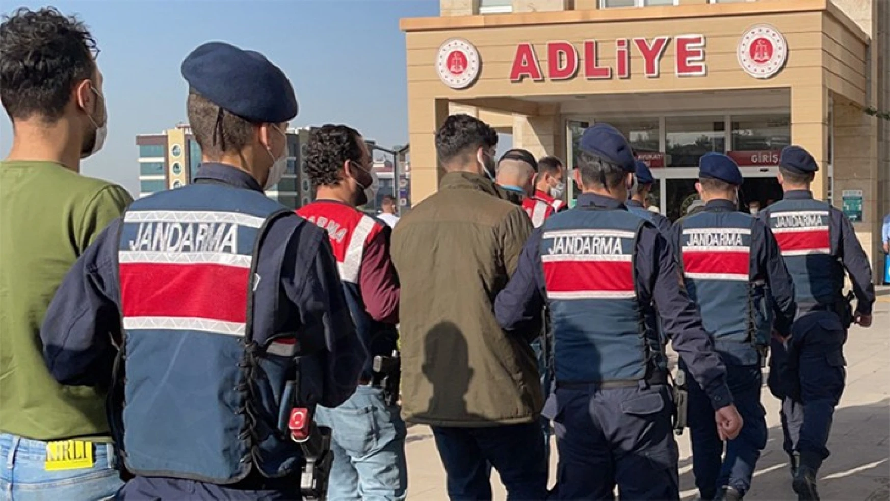 Kahramanmaraş merkezi 3 ilde DEAŞ operasyonu düzenlendi: 5 Tutuklama