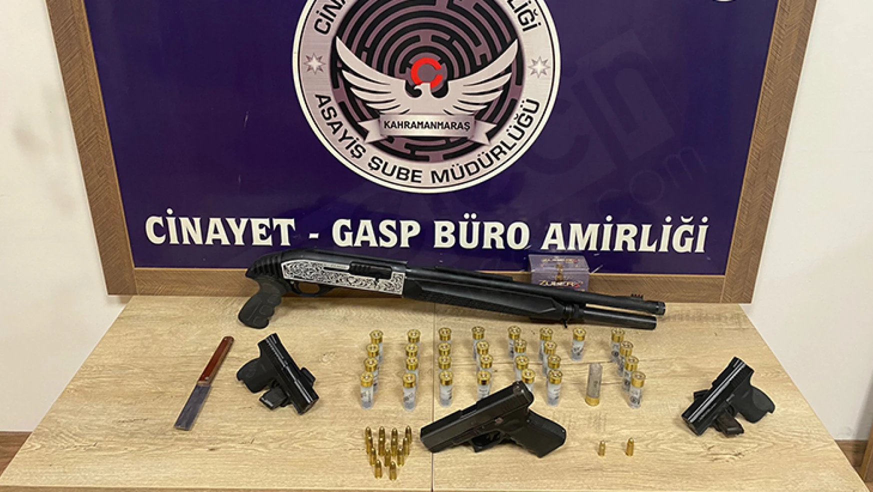 Kahramanmaraş'ta 15 şüpheli şahıstan, 18 adet silah ele geçirildi
