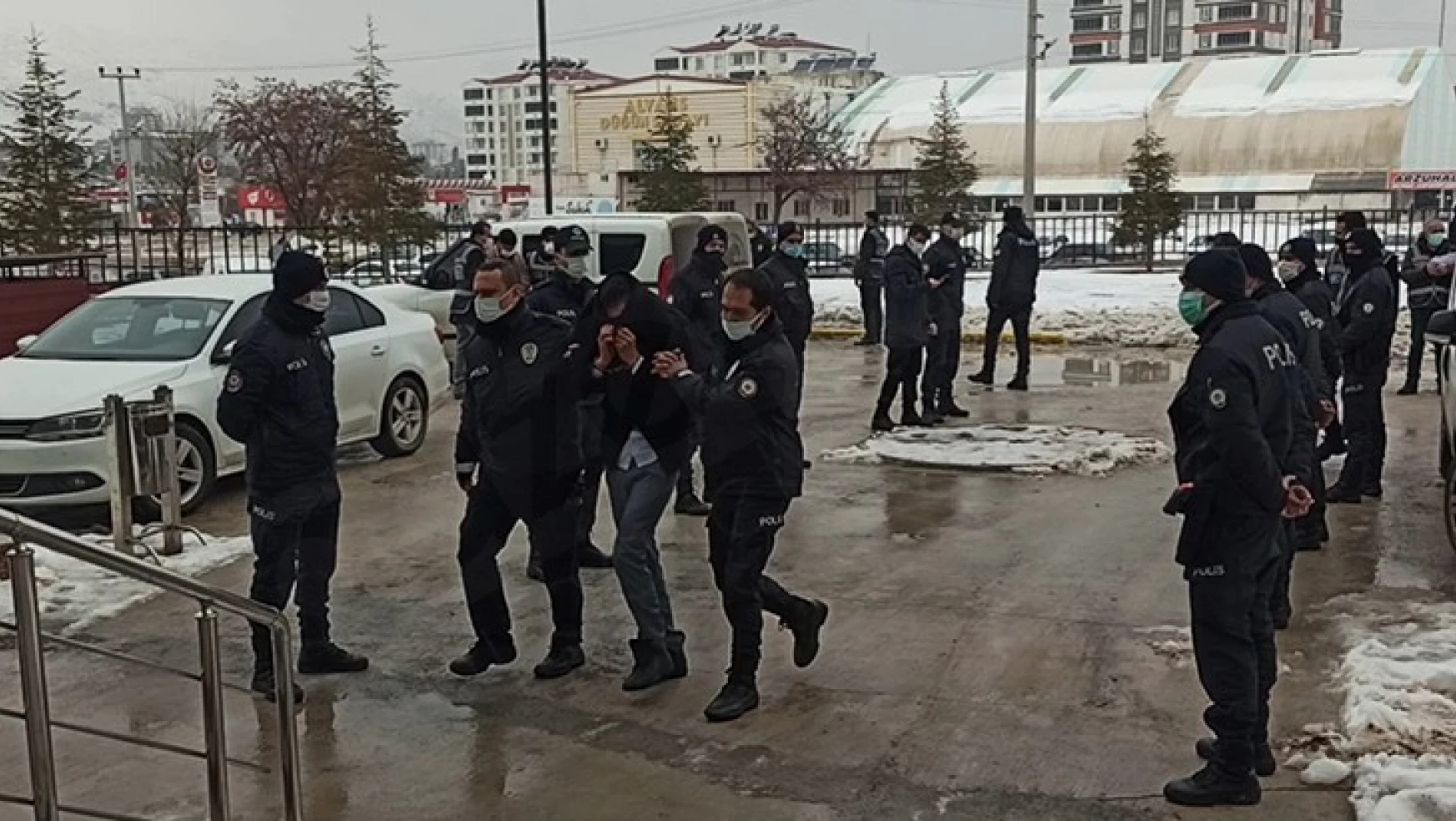Kahramanmaraş'ta 8 hırsızlık zanlısından 7'si tutuklandı