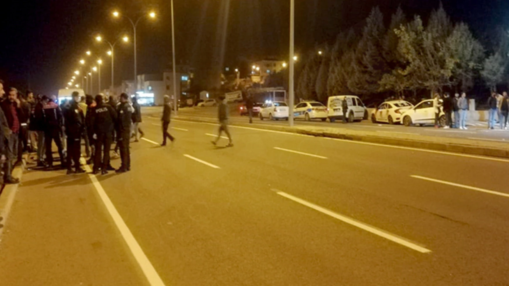 Kahramanmaraş'ta bir kişi otomobille düğünde dehşet saçtı: 6 Yaralı