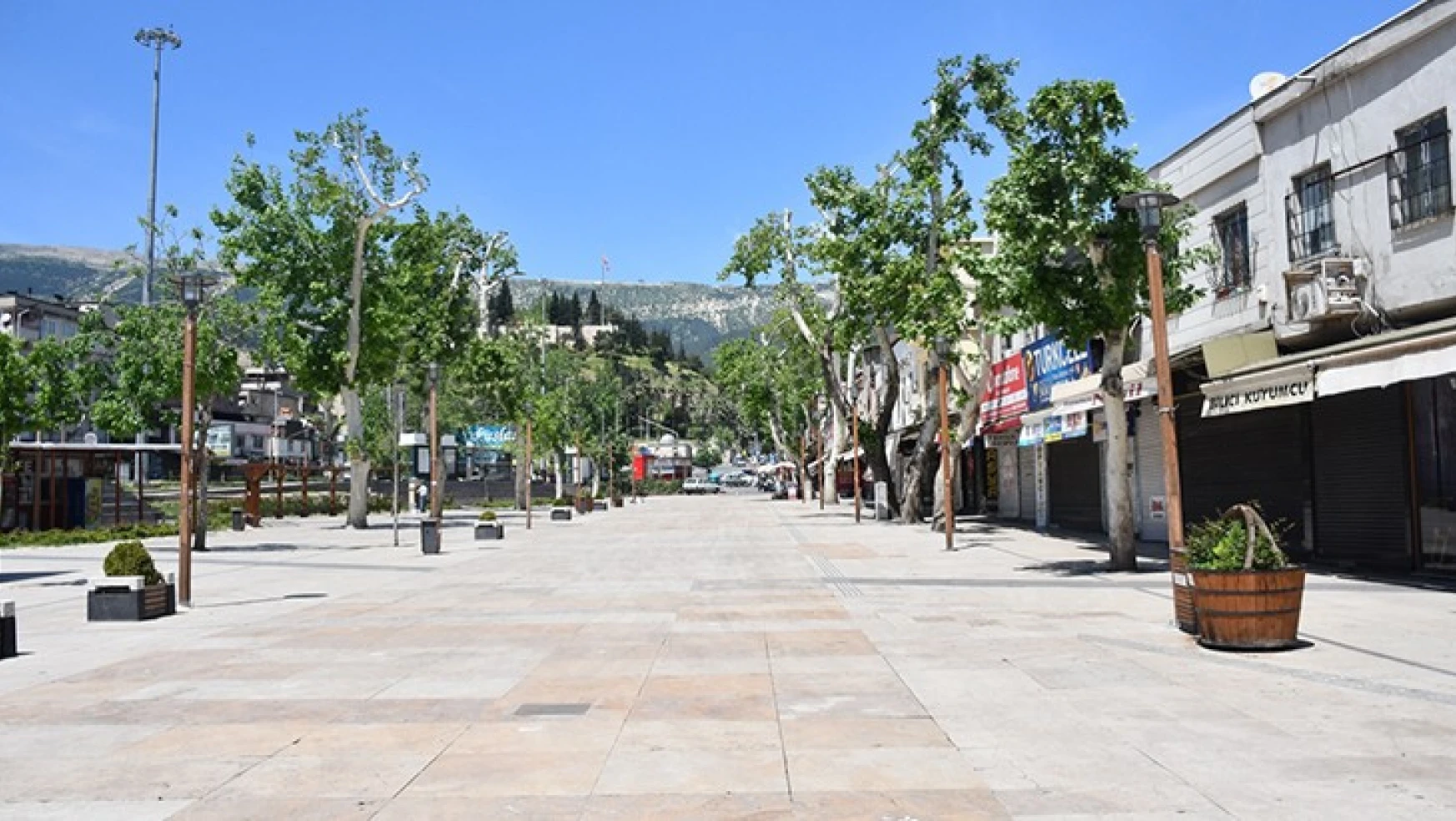 Kahramanmaraş'ta cadde ve sokaklarda sessizlik