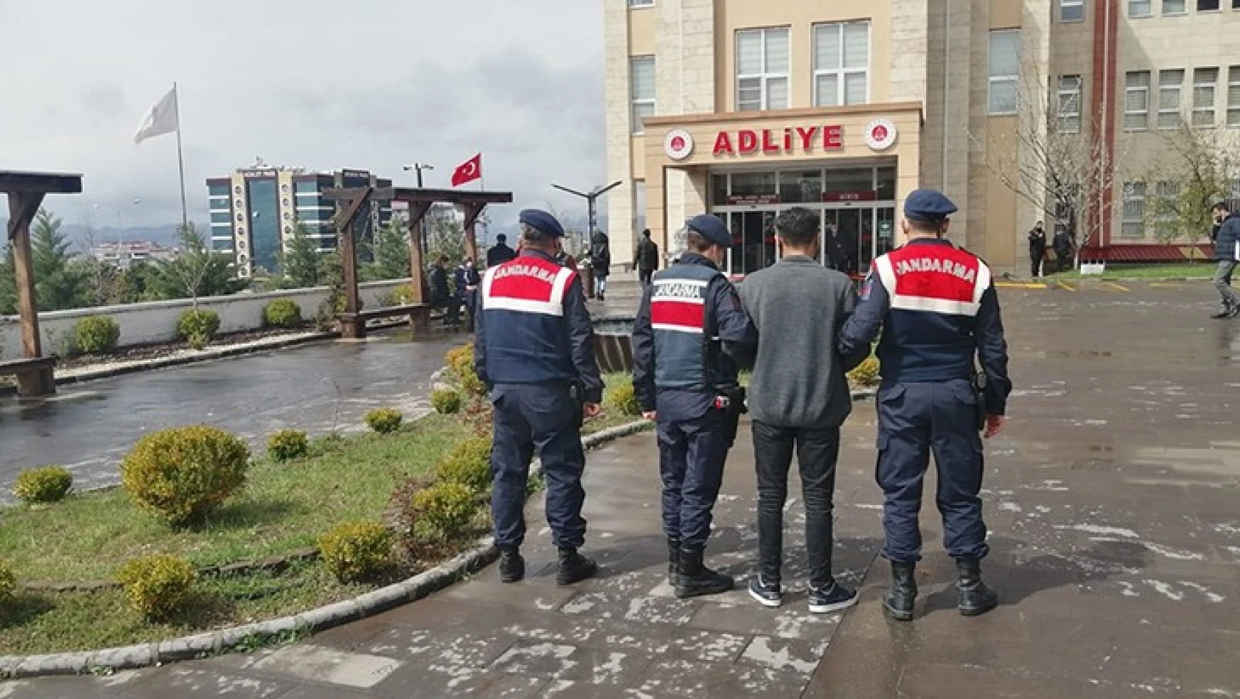 Kahramanmaraş'ta çeşitli suçlardan aranan 68 kişi tutuklandı