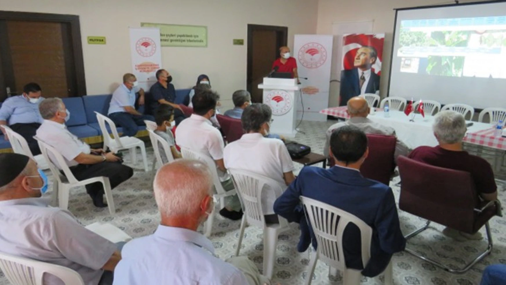 Kahramanmaraş'ta düzenlenen toplantıda incir yetiştiriciliği konuşuldu