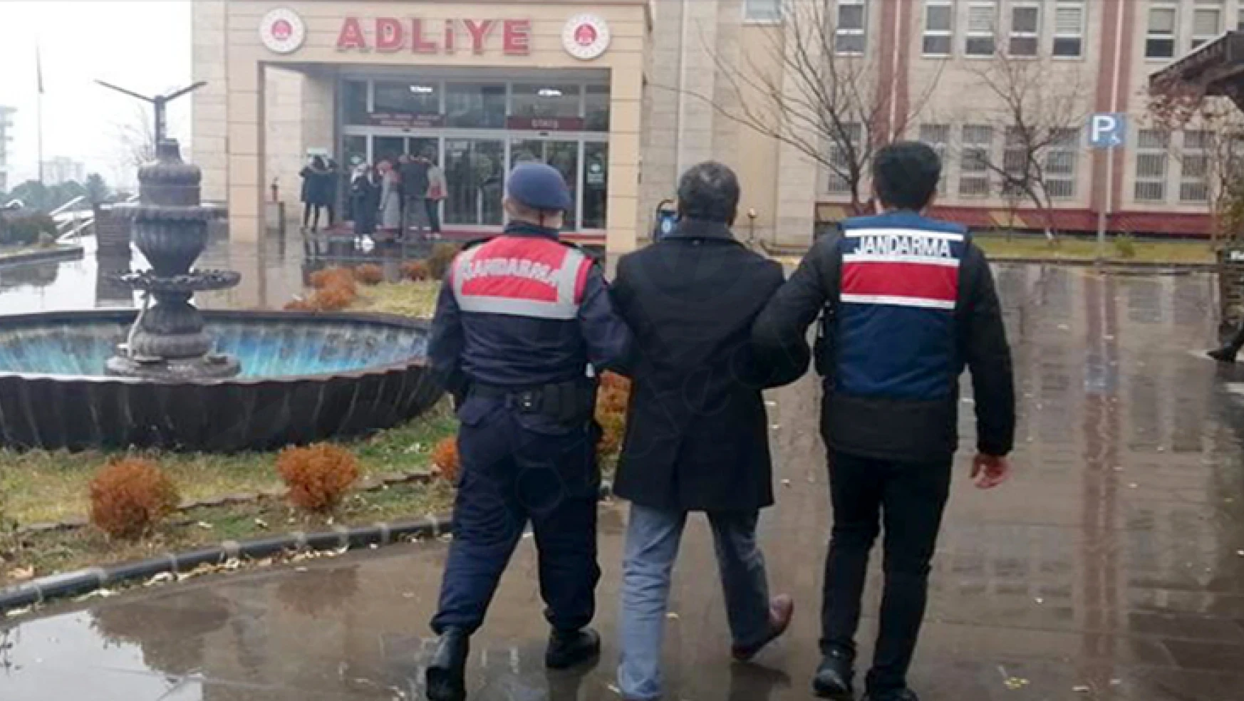 Kahramanmaraş'ta FETÖ-PYD üyesi olmak suçundan aranan 2 kişi tutuklandı